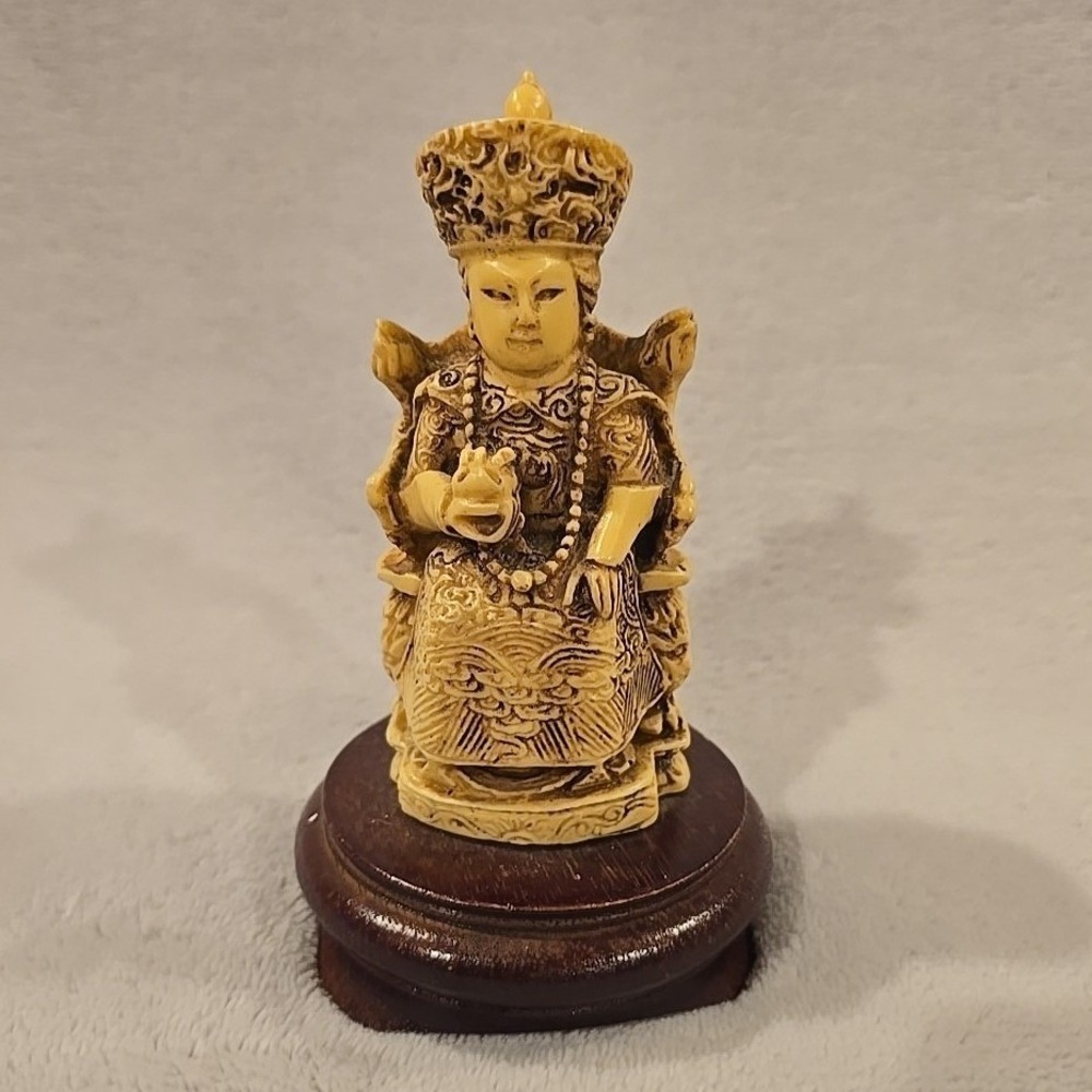 Vintage Carved Resin Chinese Emperor Figurine Seated on Dragon‎ Throne Wood Base